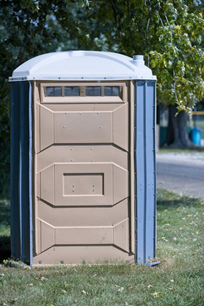 Best Luxury portable toilet rental  in Clearlake Riviera, CA